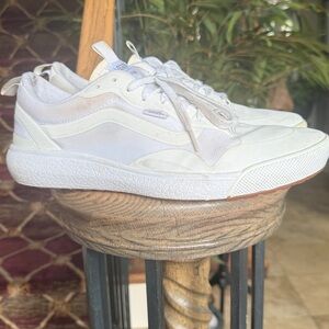 VANS ULTRANGE TXO ultra Kush men’s size 11 very good condition white
